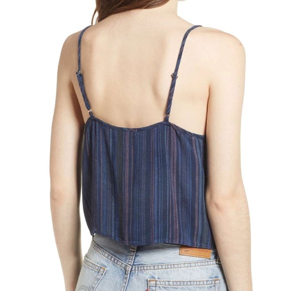 Tie Front Crop Top - Picture 2 of 4